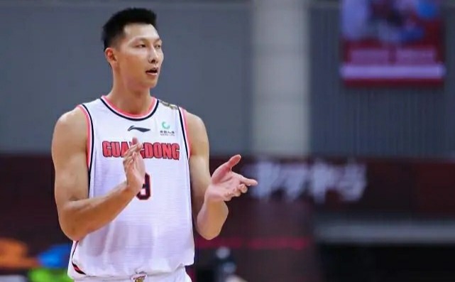 易建联最新伤情情况深度解析与更新